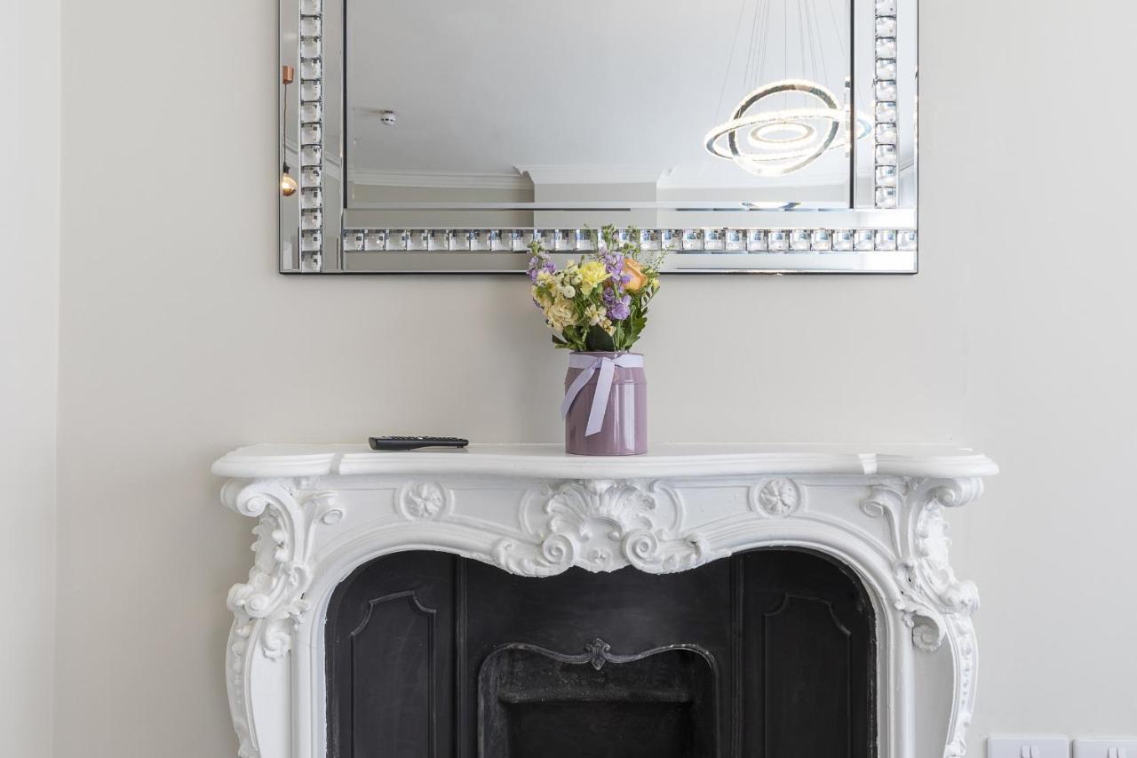 Air Conditioned Apt High St Kensington London Eksteriør bilde