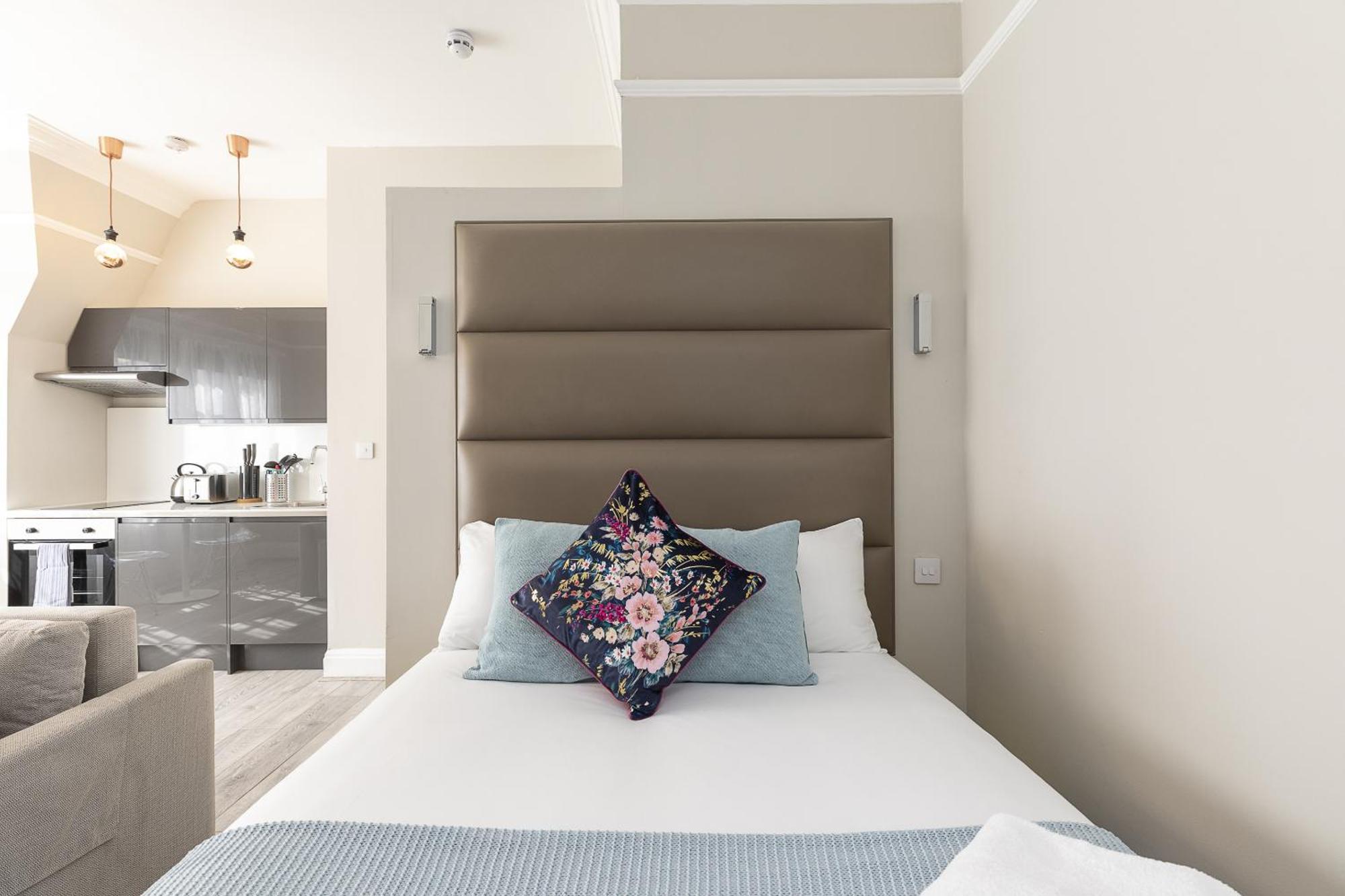 Air Conditioned Apt High St Kensington London Eksteriør bilde