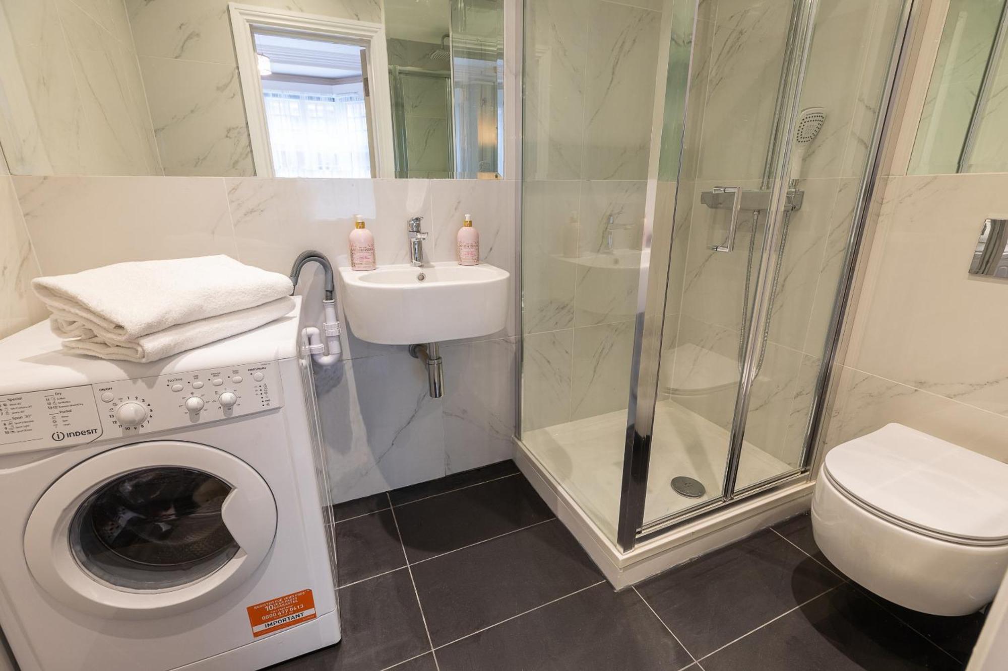 Air Conditioned Apt High St Kensington London Eksteriør bilde